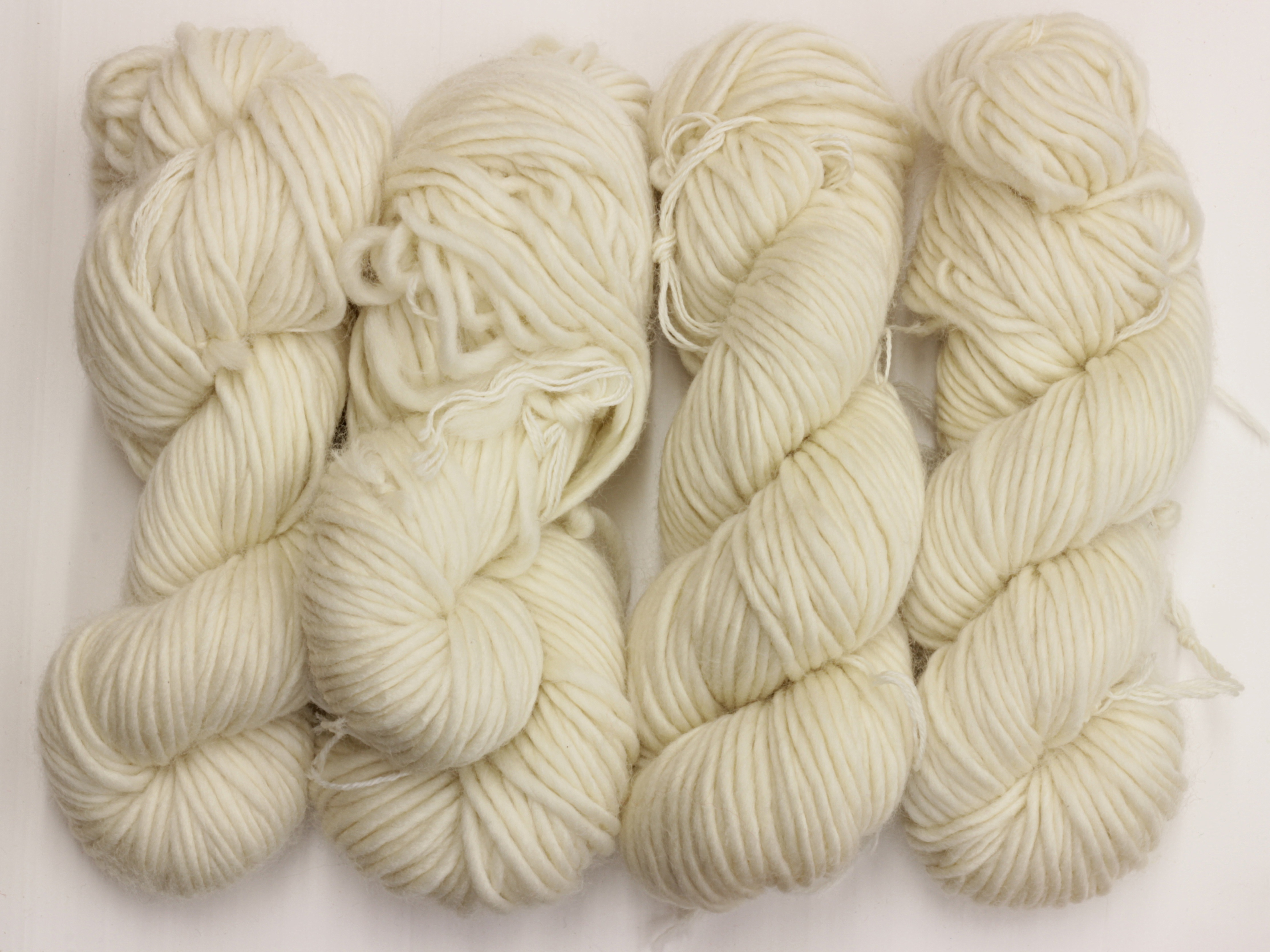 Dochtgarn Füssen 100m 100% Wolle (superwash) naturweiß 100g