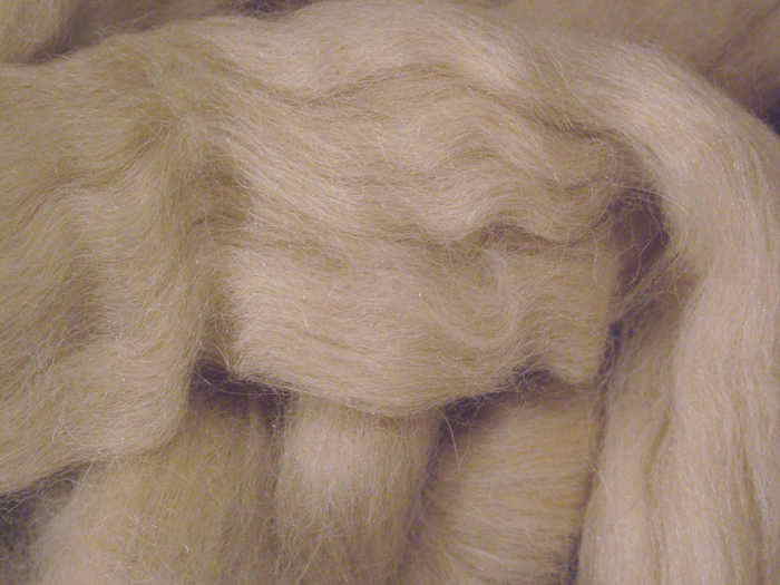 Alpacawolle - hellbeige sehr fein im Band