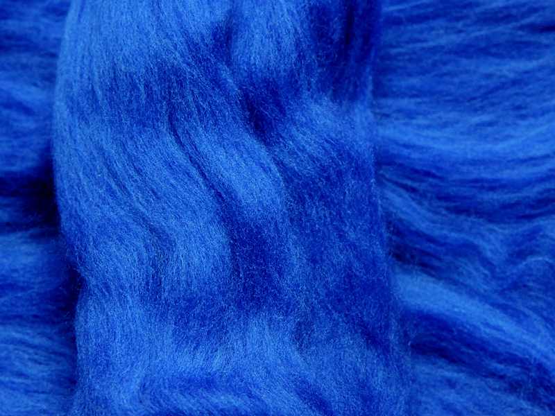Merinowolle - tuaregblau superfein 16 mic im Band