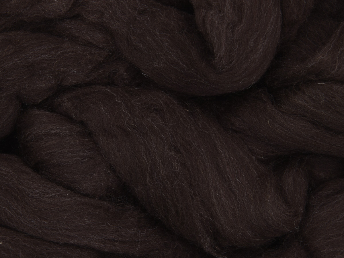 Deutsche Wolle - dunkelbraun mittelfein 26 mic im Band